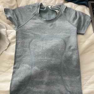 Lululemon Swiftly tech top